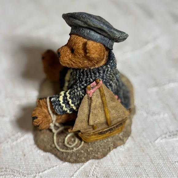 Boyd's Bears & Friends 1995 "Christian By The Sea" (28E/899). Bearstone #2012 - Picture 5 of 8